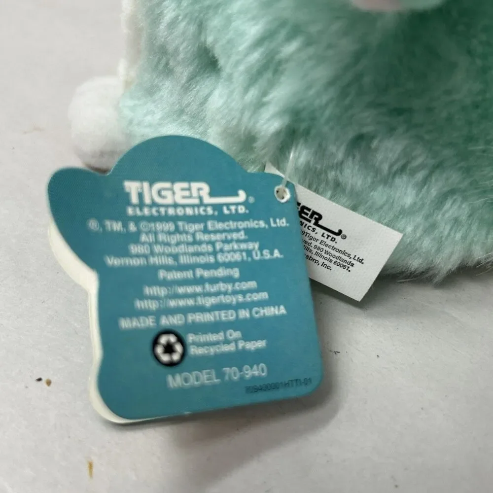 Vintage 1999 Tiger Electronic Furby Babies Model: 70-940 Mint Green w/Tags Works